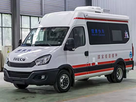 依維柯移動式疫苗接種車，可下鄉(xiāng)鎮(zhèn)