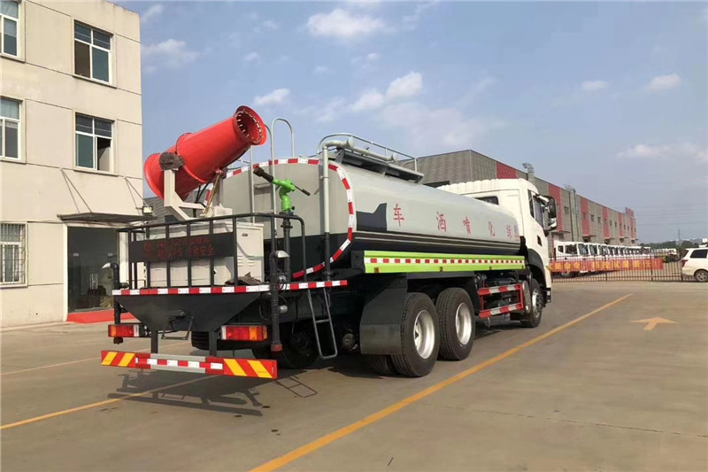 東風(fēng)天龍后八輪20噸噴霧車，國(guó)六綠化噴灑車